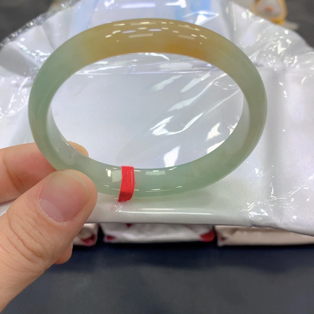 翡翠未镶嵌手镯翡翠46