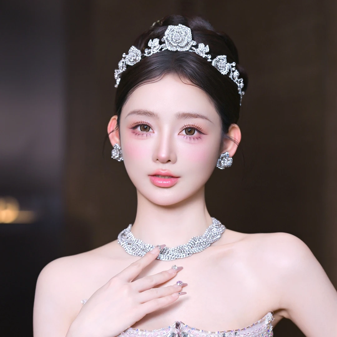 6926新款玫瑰花珍珠皇冠新娘结婚公主盘发缎面婚纱礼服造型影楼
