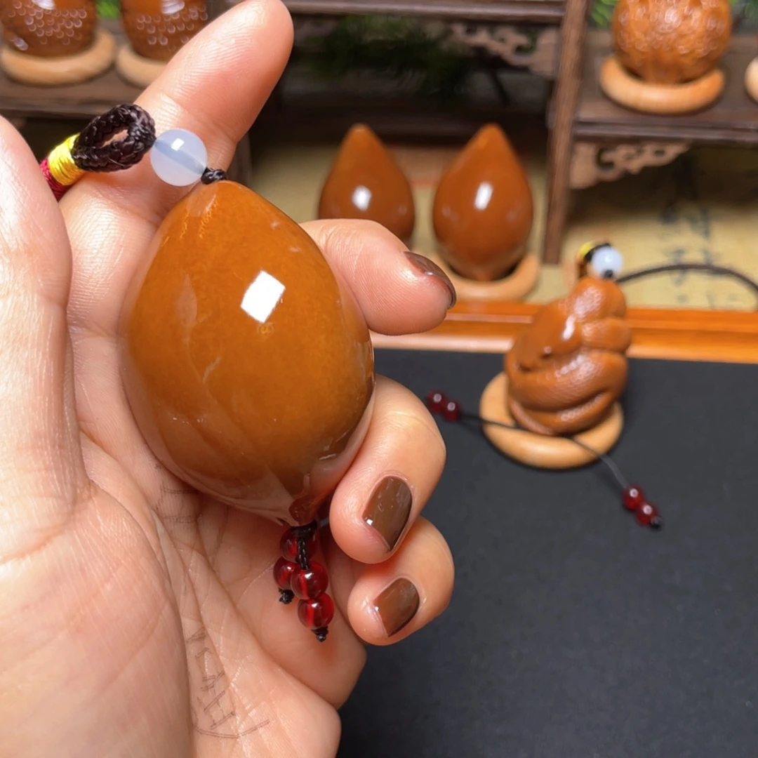 橄榄核吊坠蝴蝶35穿配