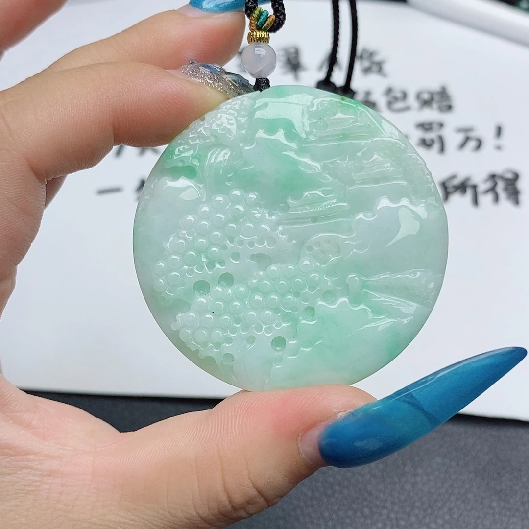 翡翠未镶嵌颈饰