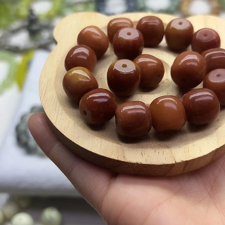 蛇纹石玉未镶嵌手串t****g