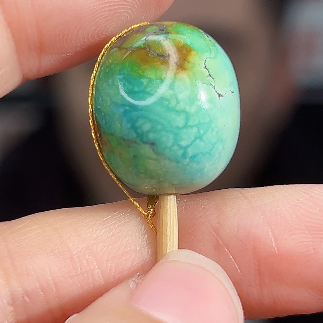 绿松石未镶嵌珠宝奇石