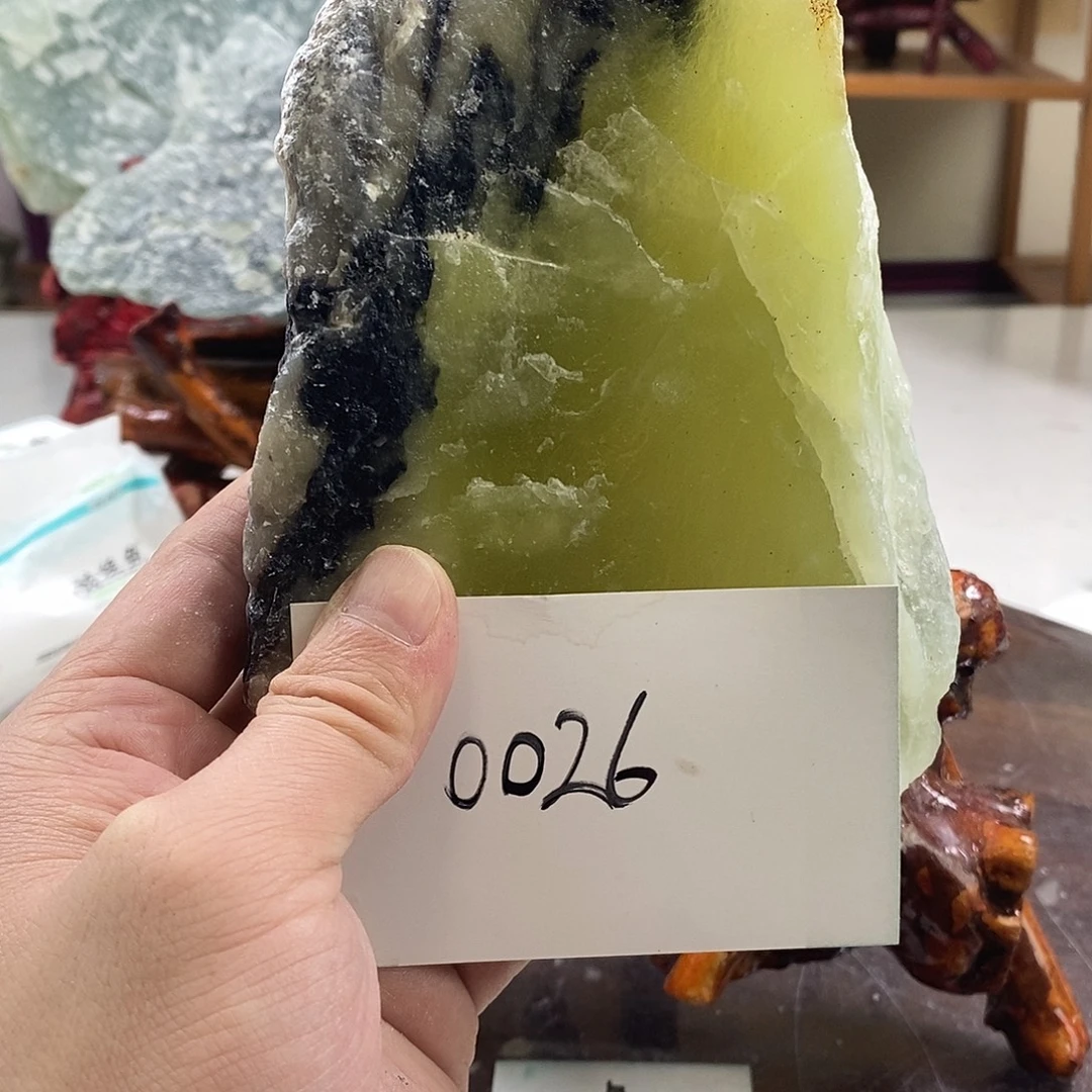 蛇纹石玉合金珠宝奇石