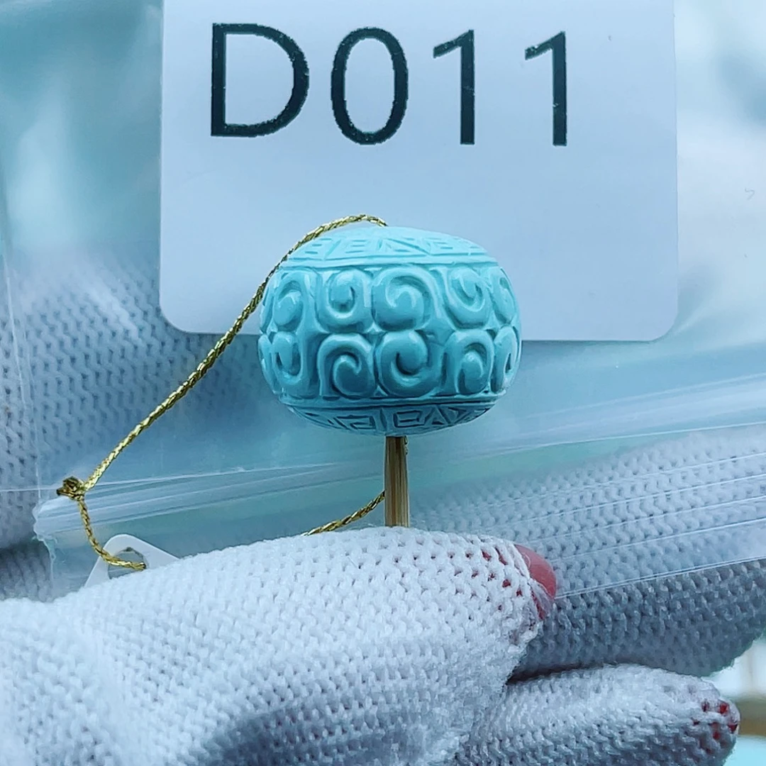 大***恩绿松石未镶嵌珠宝奇石