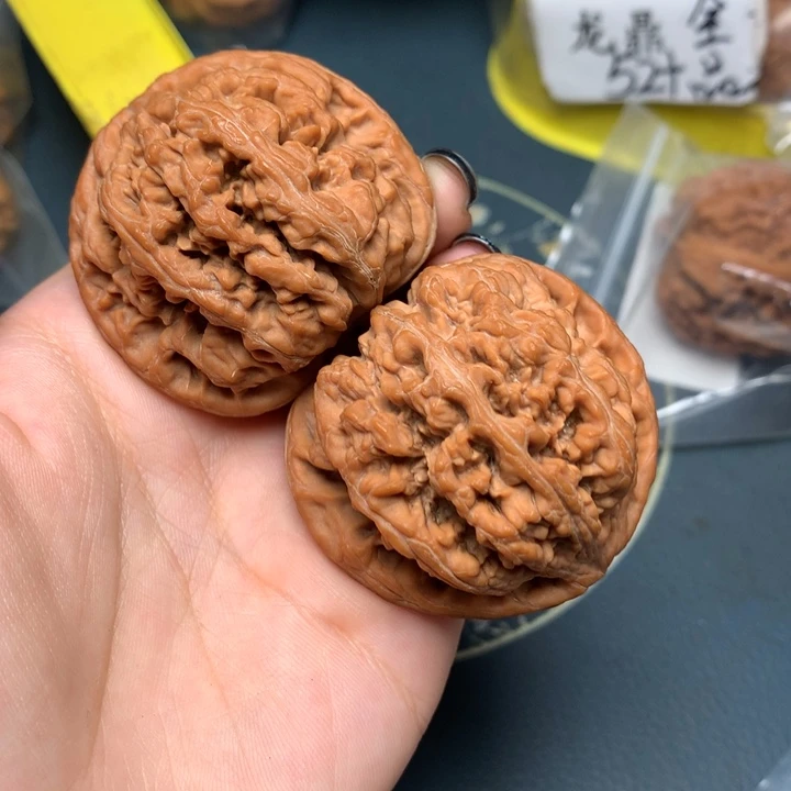 用***9文玩核桃把件47-28751-0