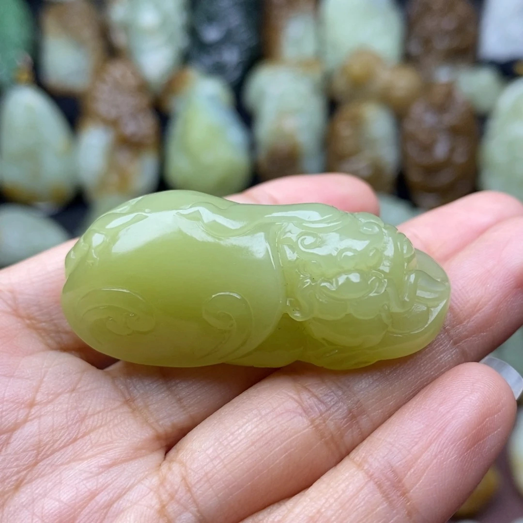 和田玉（糖玉）未镶嵌颈饰