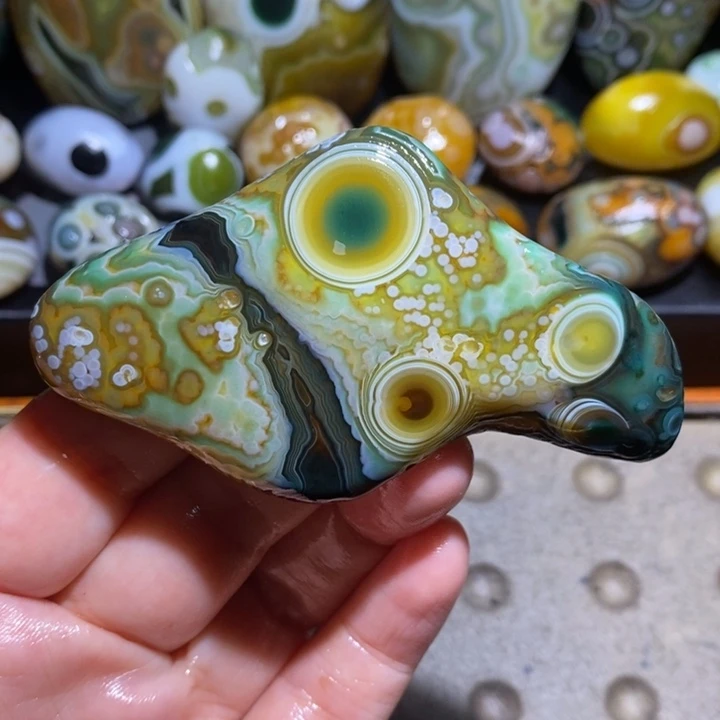 未镶嵌玛瑙/玉髓珠宝半成品12