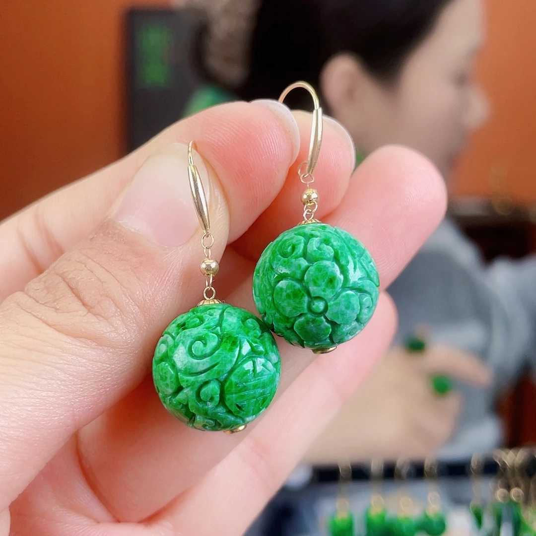 翡翠18K金镶嵌耳饰