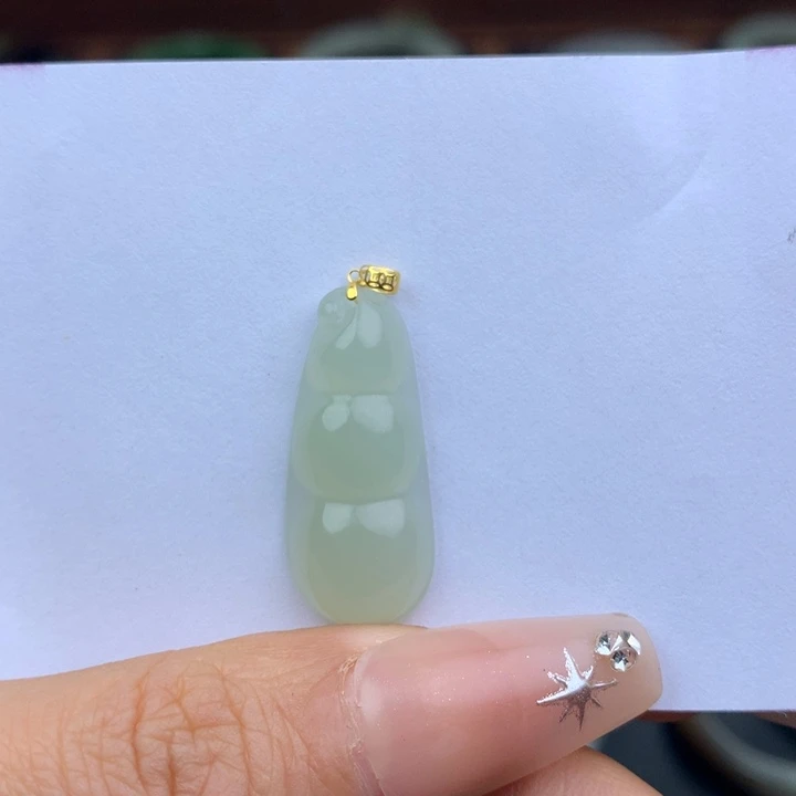 颈饰18K金镶嵌和田玉60