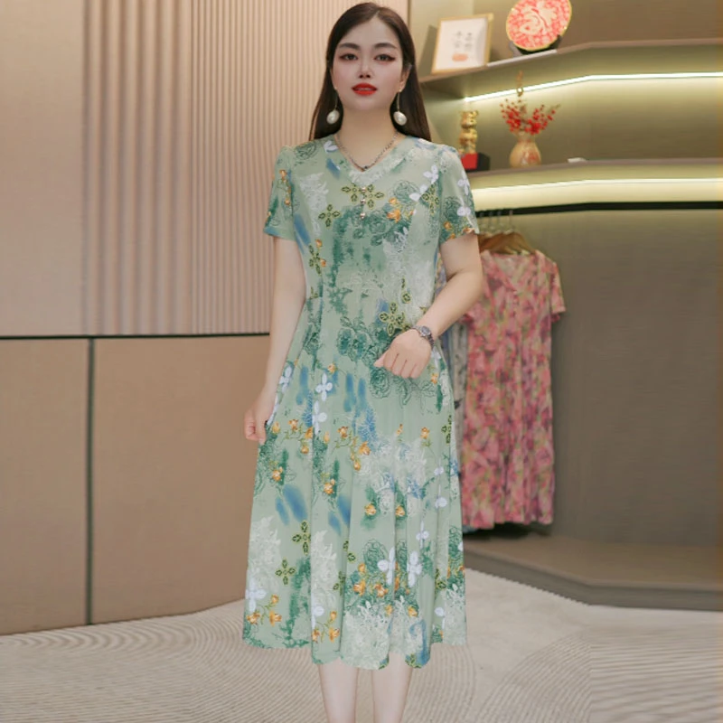 2025新款中年妈妈夏装高贵连衣裙中老年女夏季洋气短袖裙子