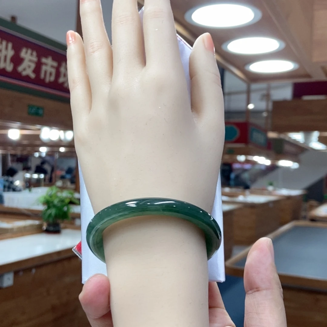 【闪购商品】翡翠手镯未镶嵌买断