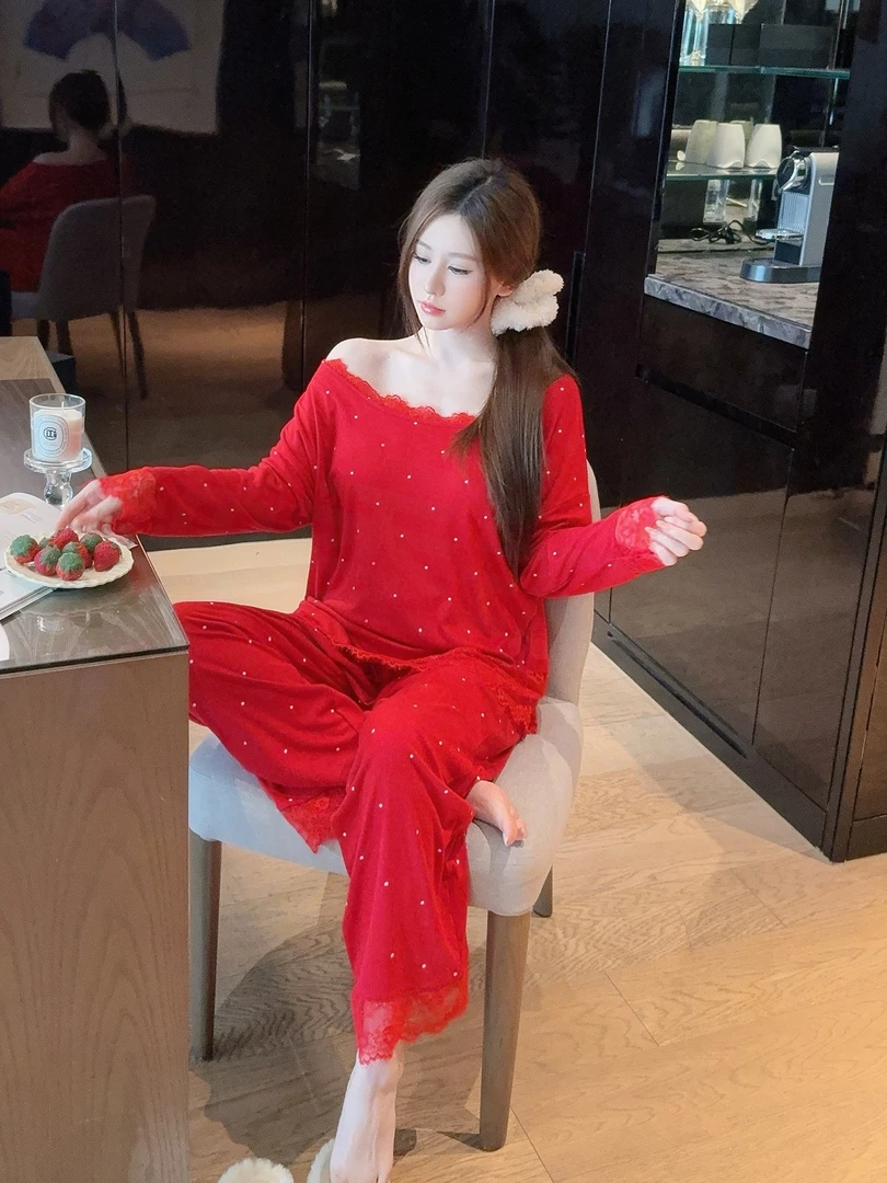 轻奢睡衣女2026新春秋季新年红纯欲斜肩蕾丝长袖代尔棉家居服套装