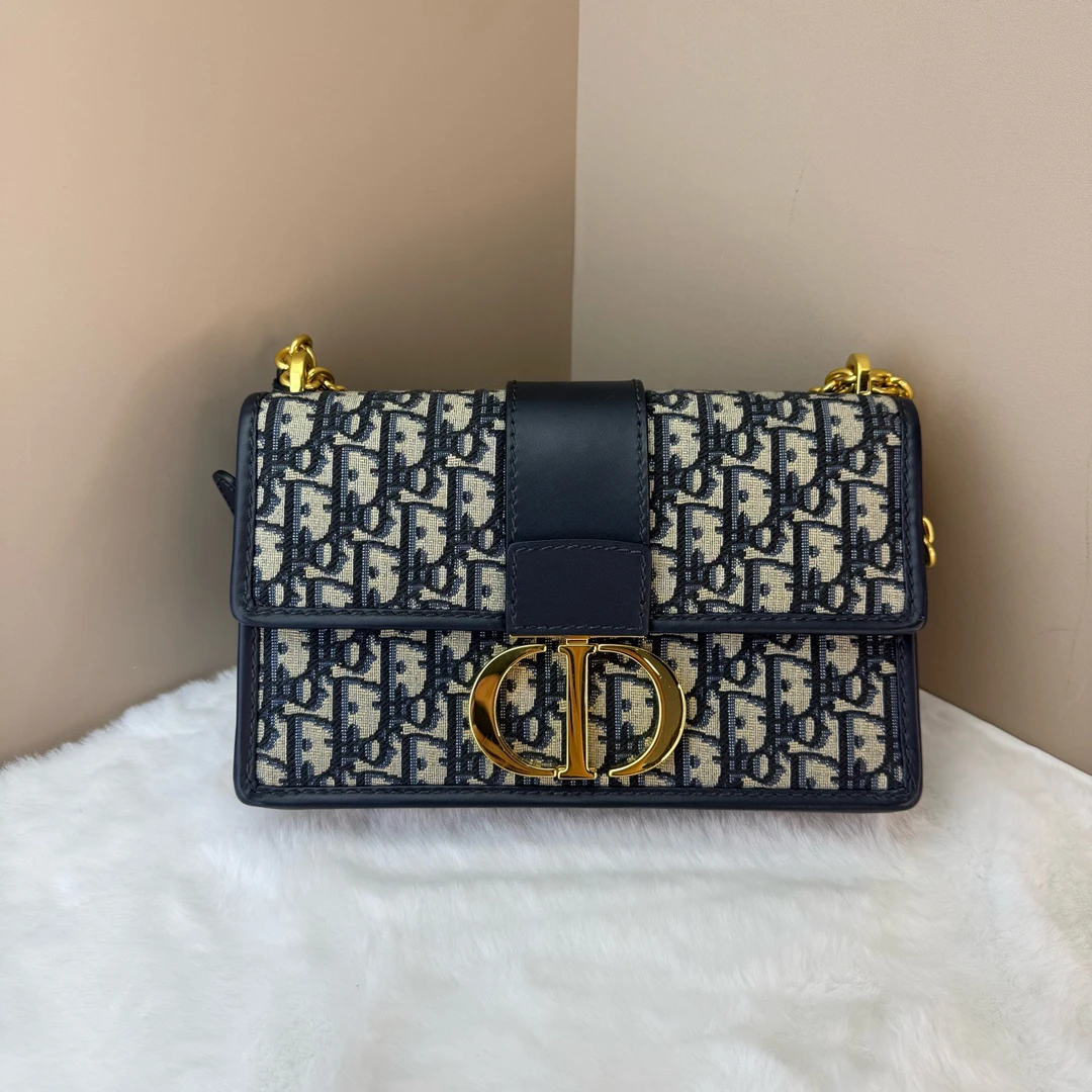 99新 DIOR/迪奥 迪奥蒙田30中号链条包新款