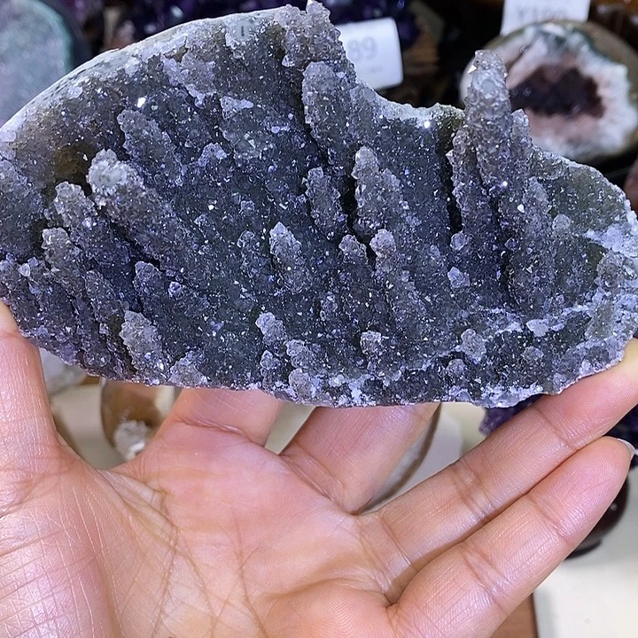 紫晶未镶嵌大型摆件（非配饰）