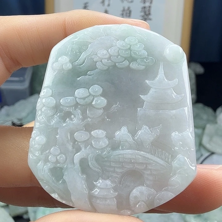 翡翠未镶嵌颈饰翡翠