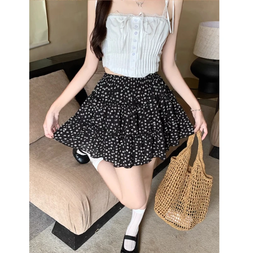 大码梨形身材字半身裙女夏季时尚腰碎花裙胖遮肚显瘦短裙子