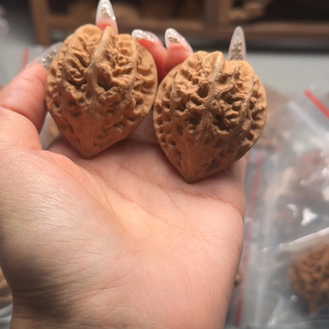 文玩核桃把件关东木子楸百核113