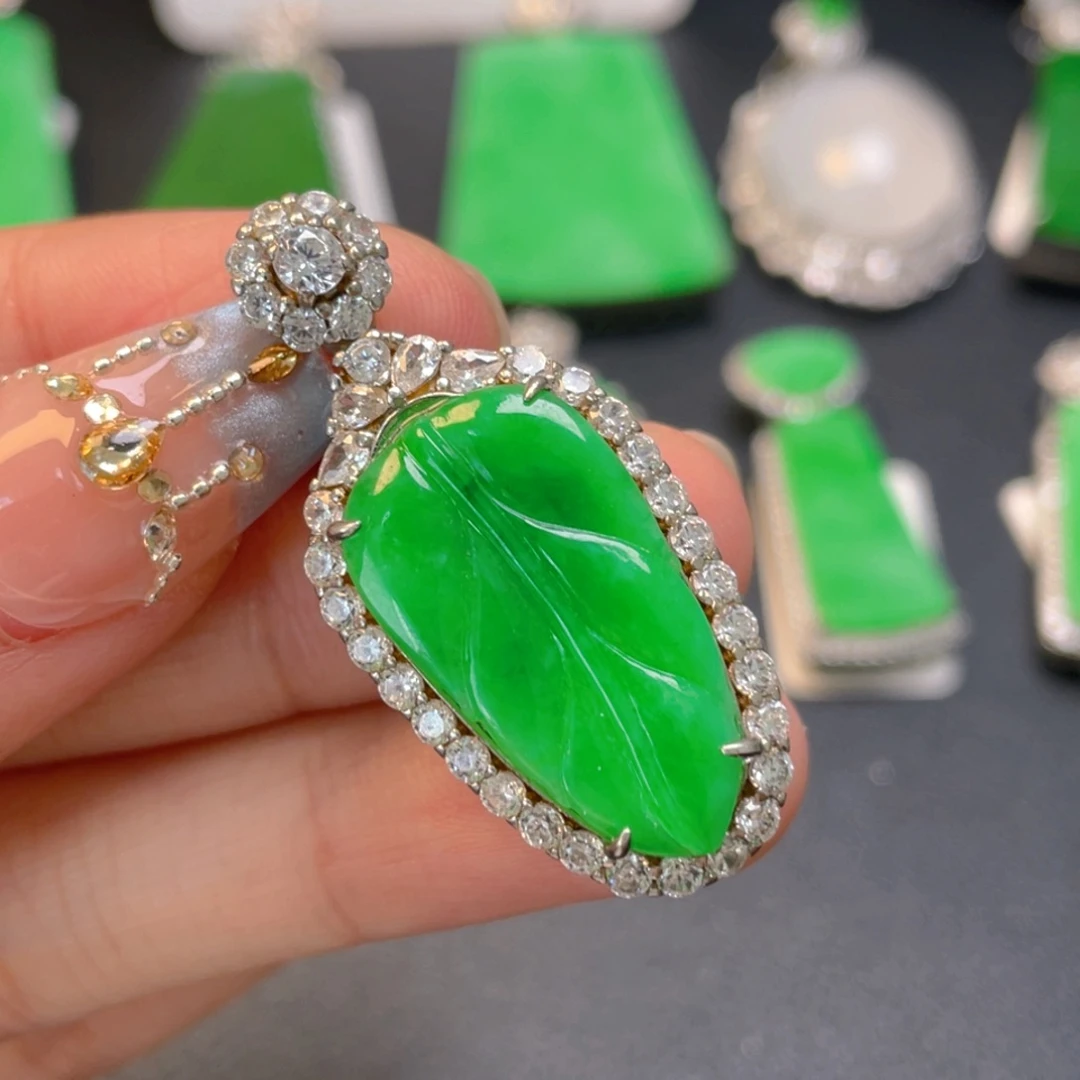 翡翠银S925镶嵌颈饰