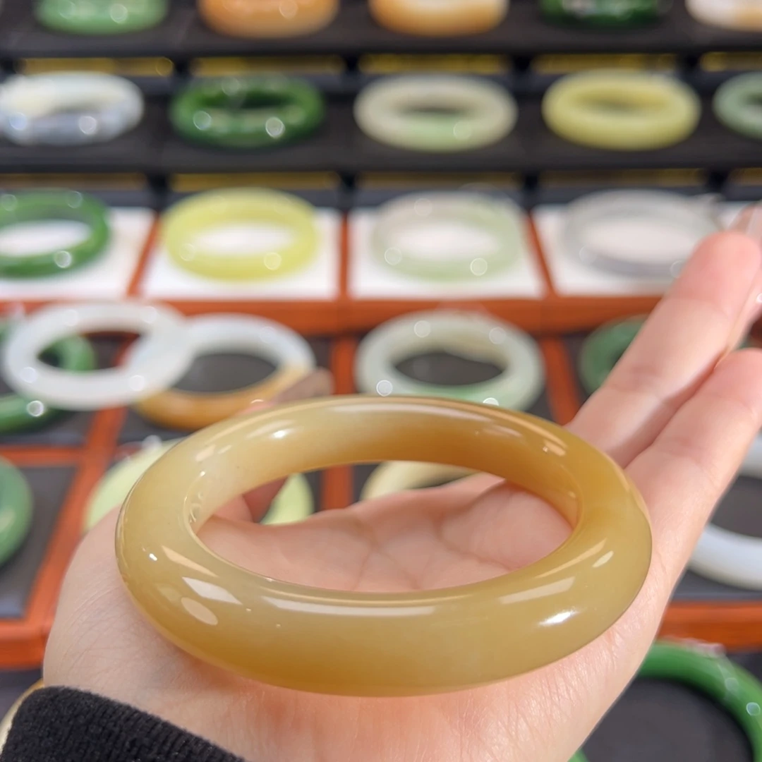 和田玉（糖玉）未镶嵌手镯蜜桔糖