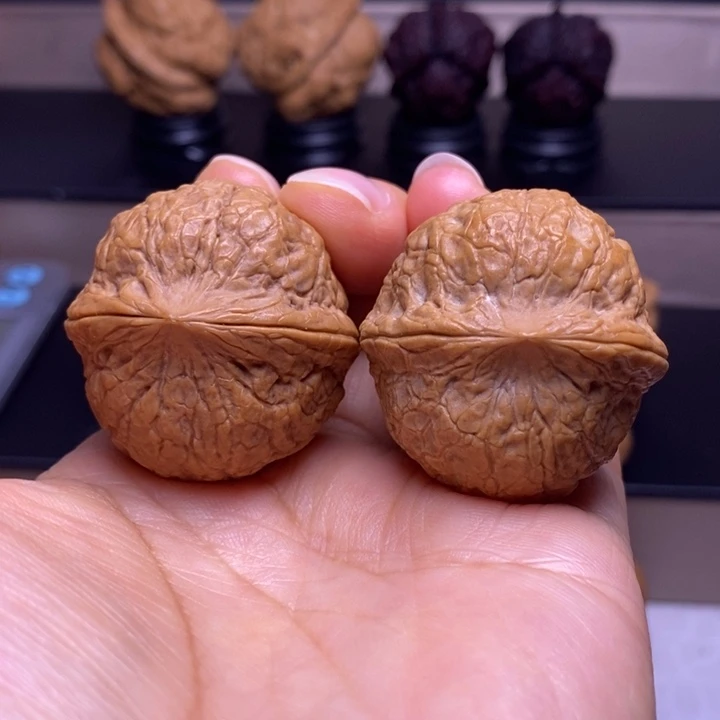 把件文玩核桃粗筋蟒纹虎头78