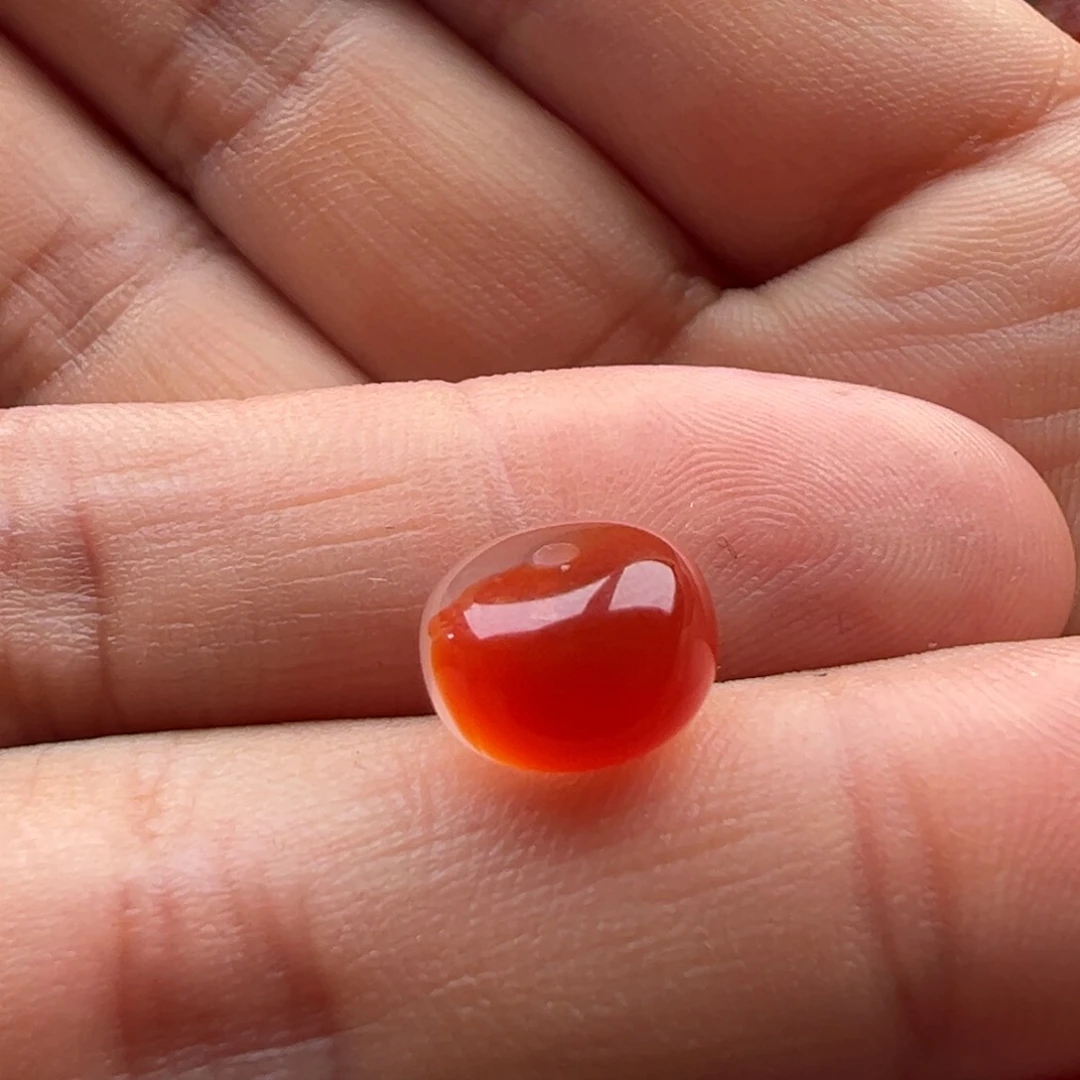 南红玛瑙墩子10.2皮裂未镶嵌青***?