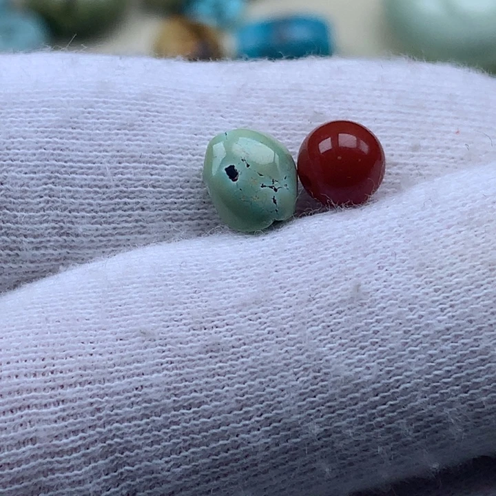南红玛瑙未镶嵌珠宝奇石