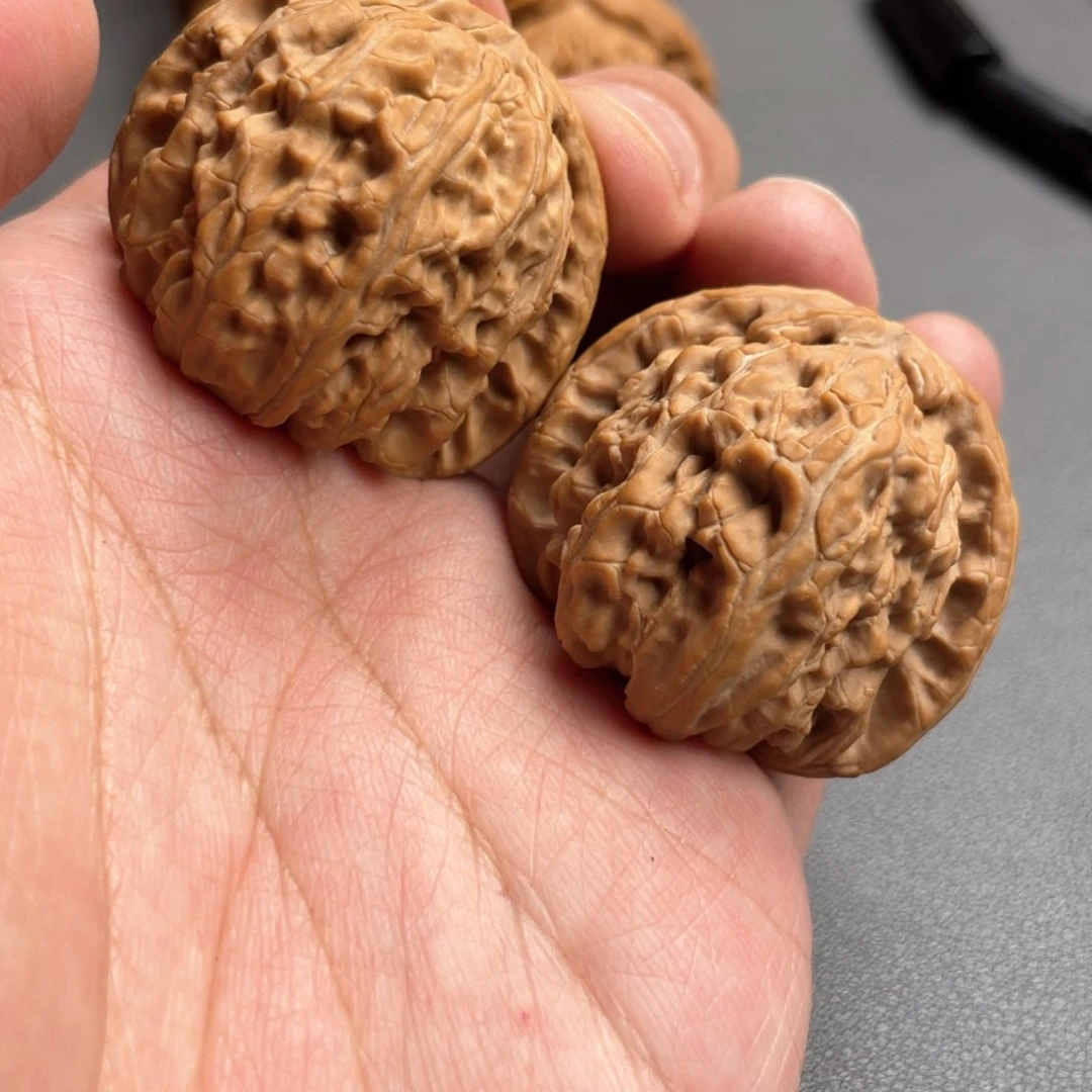 文玩核桃吊坠文**武三角白