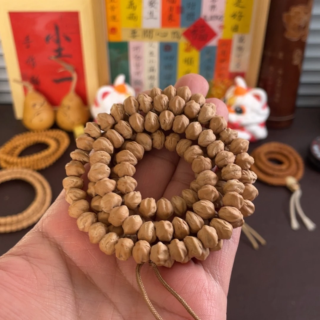 柏香籽/百香籽吊坠周*奶油皮白牙横打