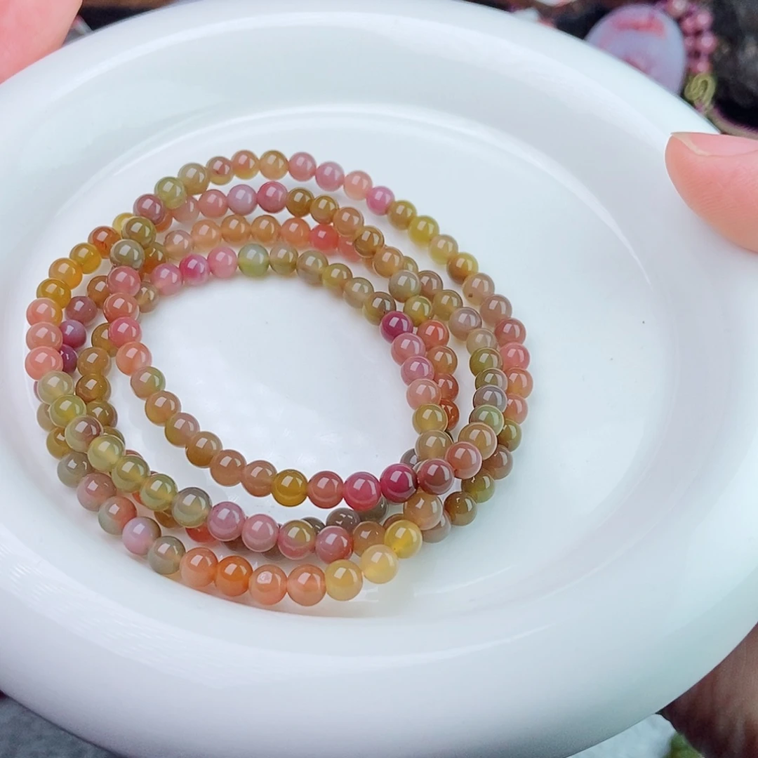 未镶嵌石英质玉（盐源）珠宝半成品