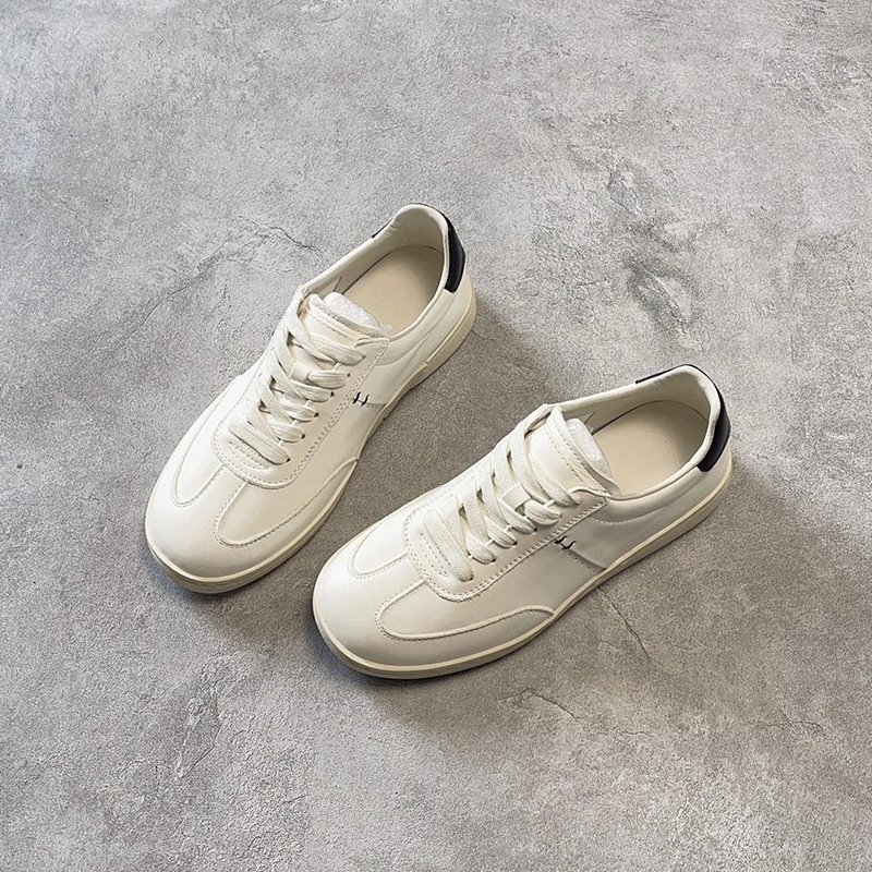 明星同款平底小白鞋女2025秋季新款品质显脚小德训鞋运动休闲板鞋