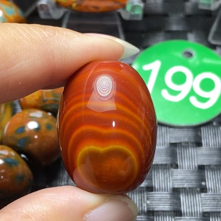 未镶嵌颈饰玛瑙/玉髓秦**韵