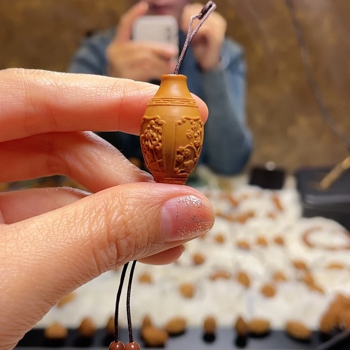 橄榄核吊坠橄榄核