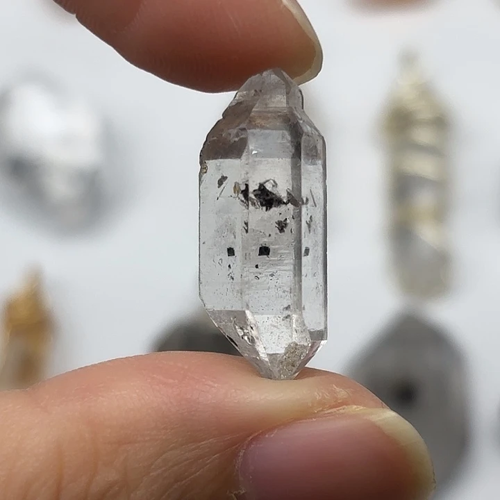 未镶嵌水晶颈饰闪灵钻26mm
