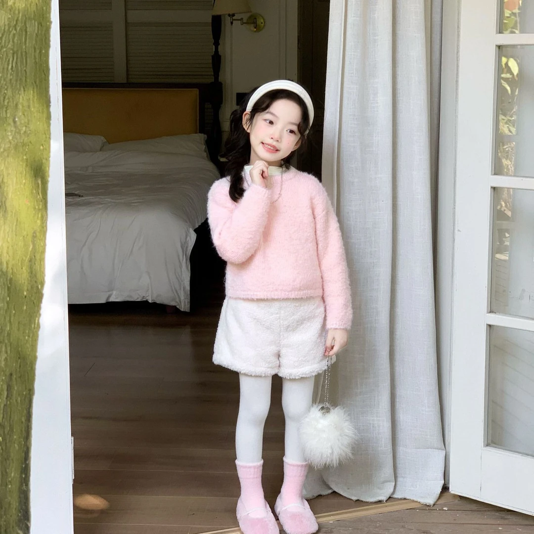 冬装新款女童甜美风粉色圈圈纱针织衫毛衣+毛绒短裤套装