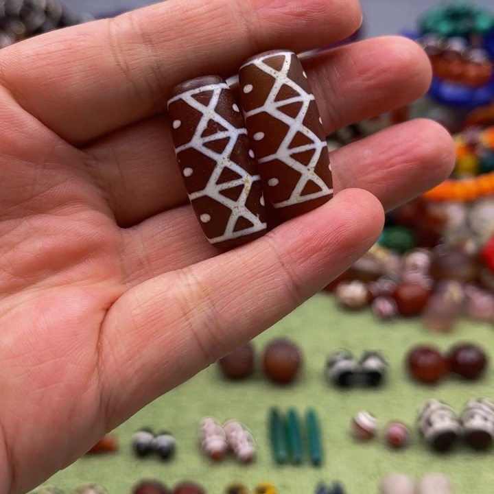 合金颈饰玛瑙/玉髓