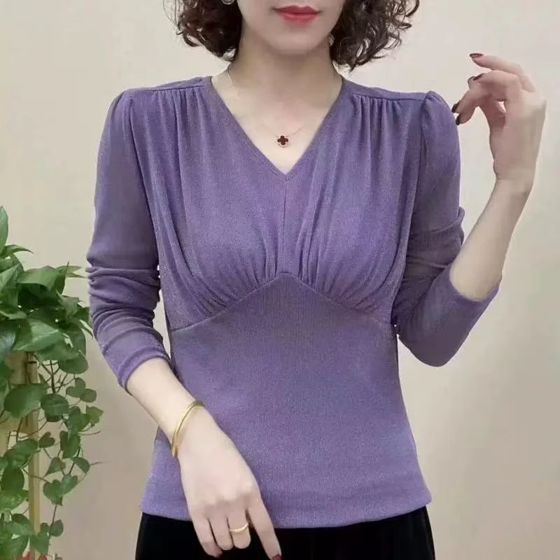 春季时尚女装纯色风褶皱V领修身打底衫-318