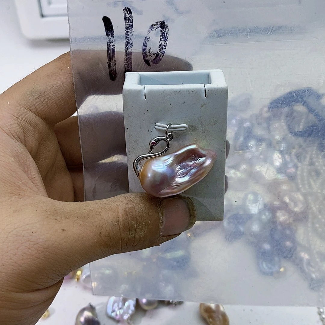 淡水珍珠合金颈饰