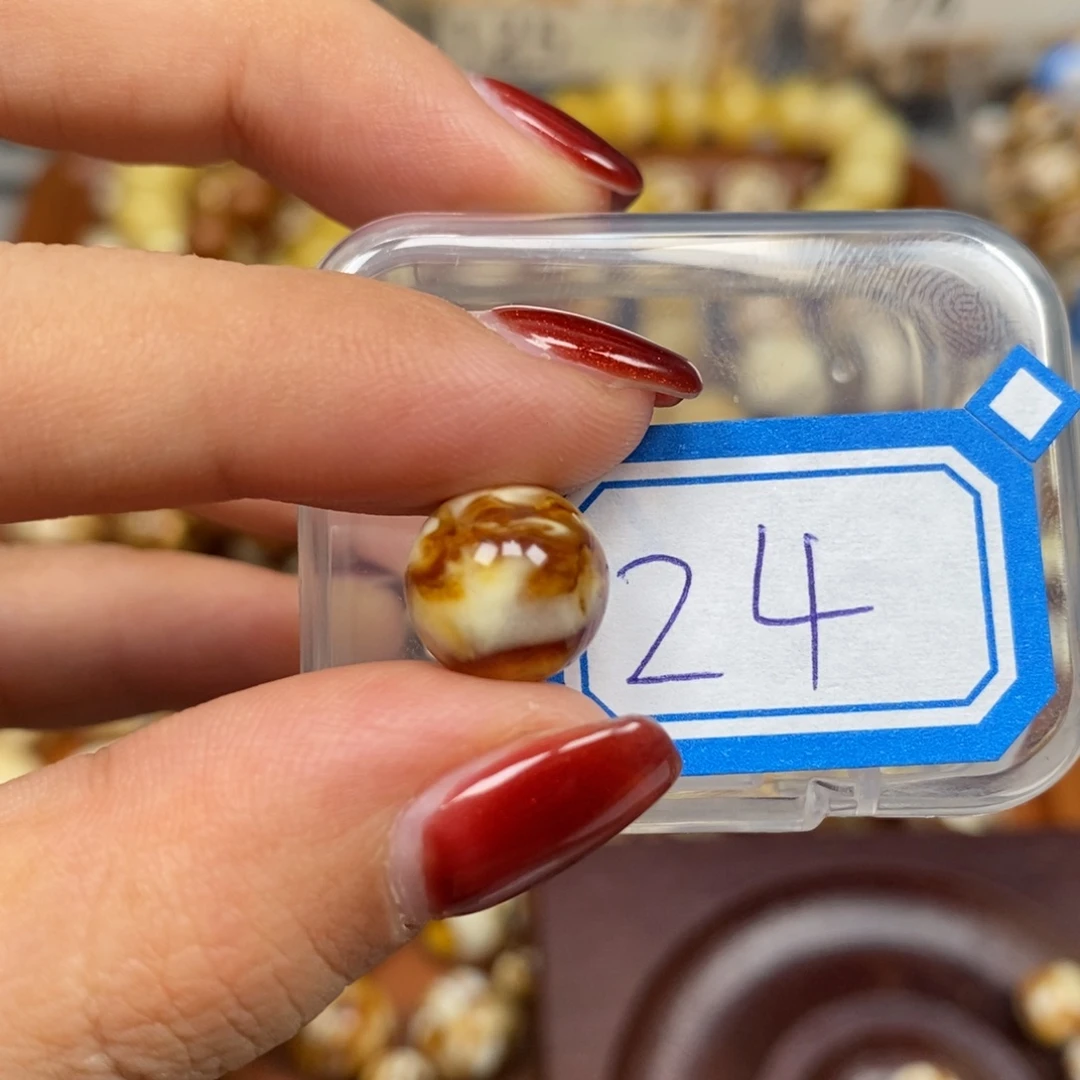 把件猴头核桃沁色圆珠老型24