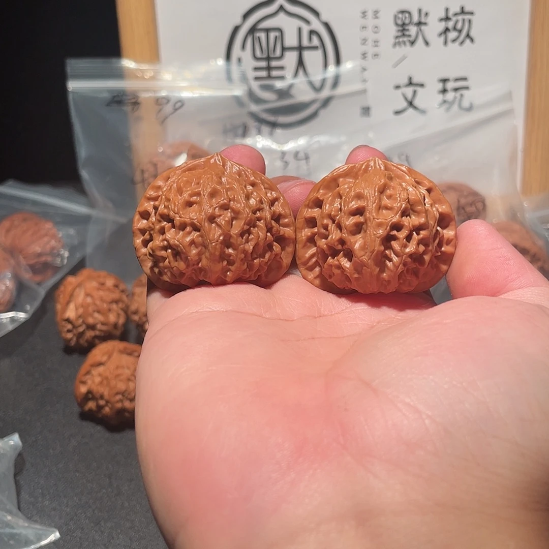 文玩核桃吊坠43全品宫灯