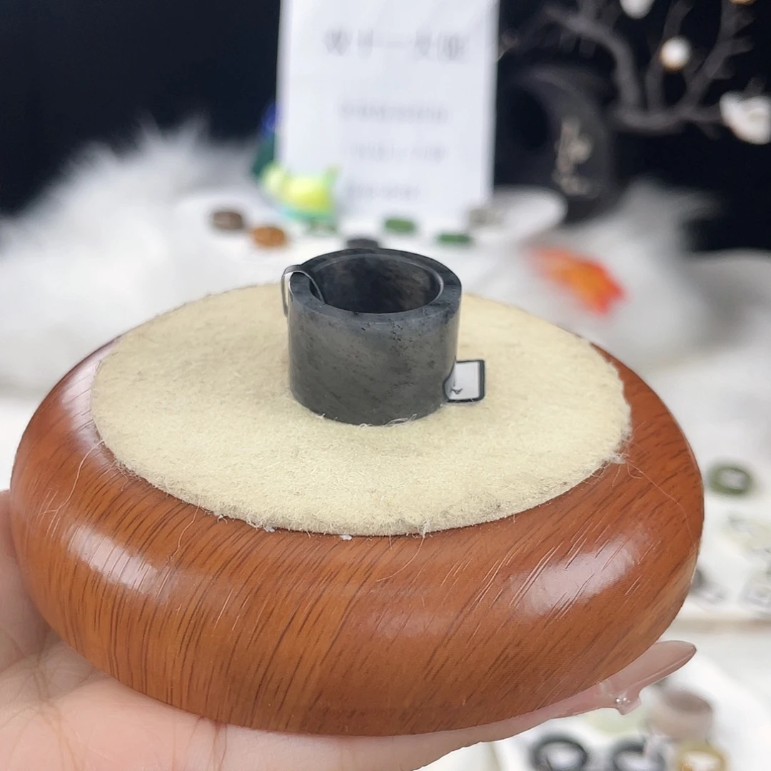 和田玉未镶嵌戒指c31。青花直切。18.2。不退换