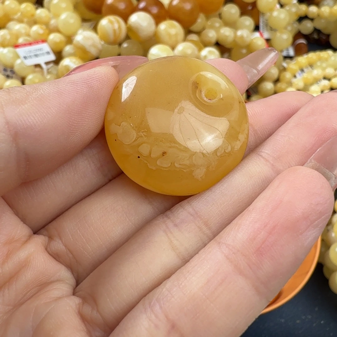 琥珀未镶嵌珠宝奇石