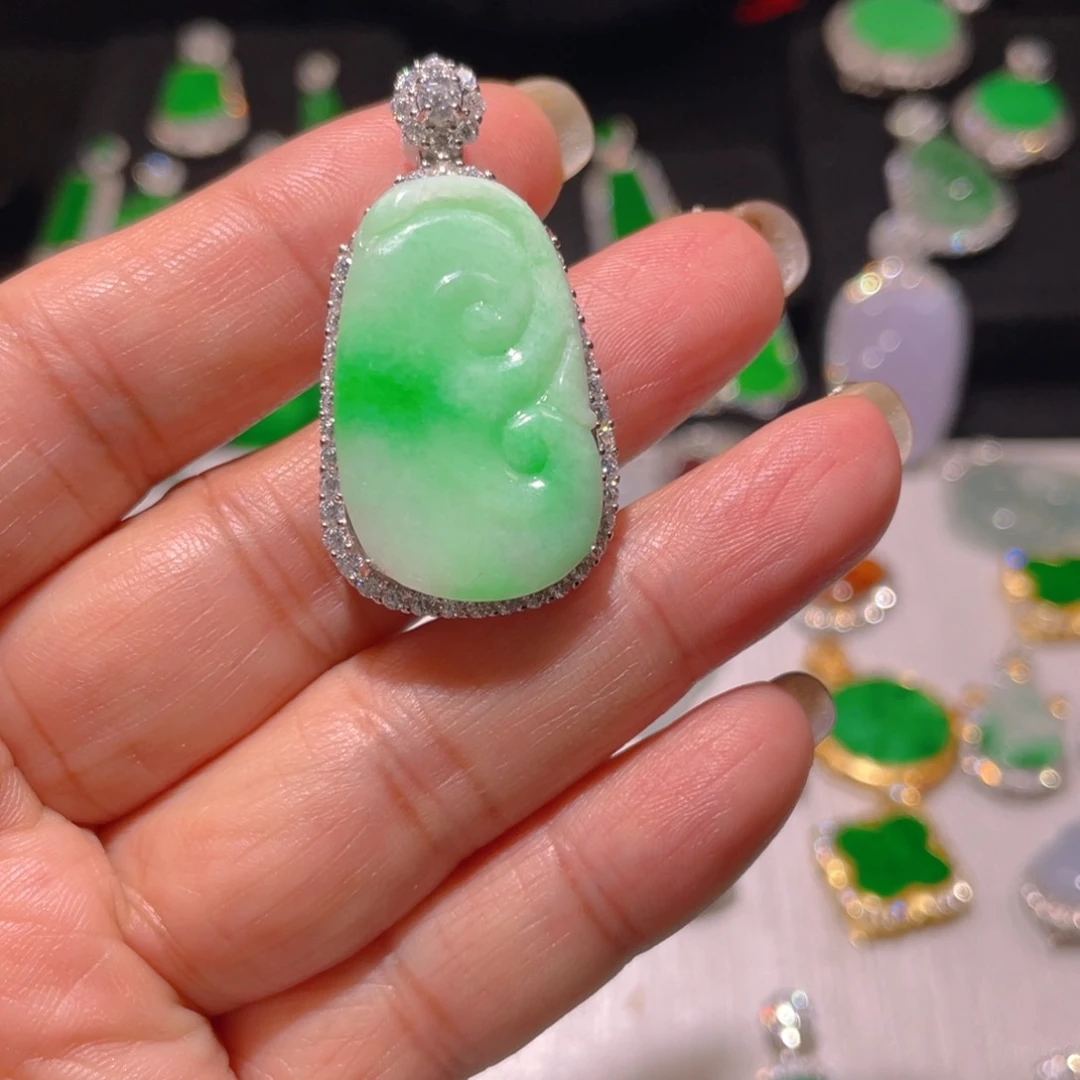 翡翠颈饰银S925镶嵌精品
