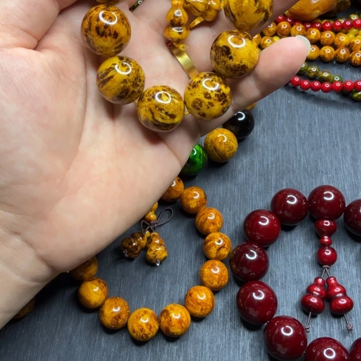 松木琥珀木文玩手串