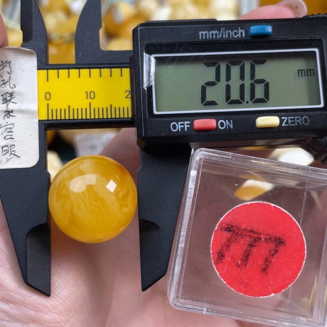 蜜蜡未镶嵌珠宝奇石微瑕