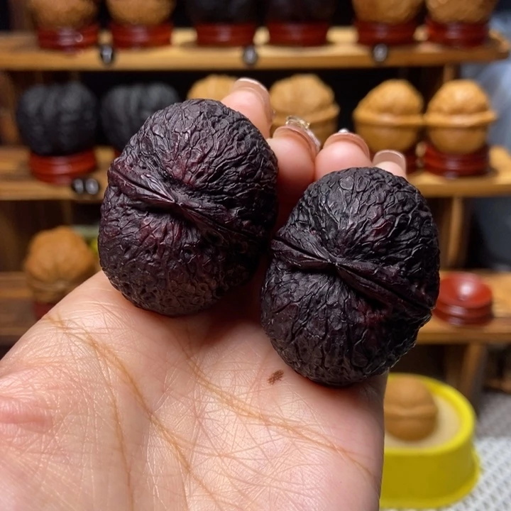 文玩核桃吊坠泰伦9