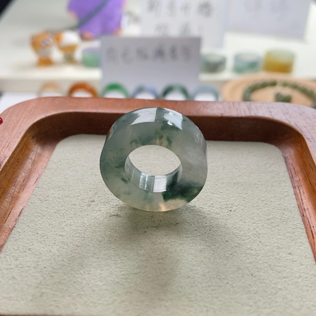 未镶嵌定制翡翠胶冰飘花