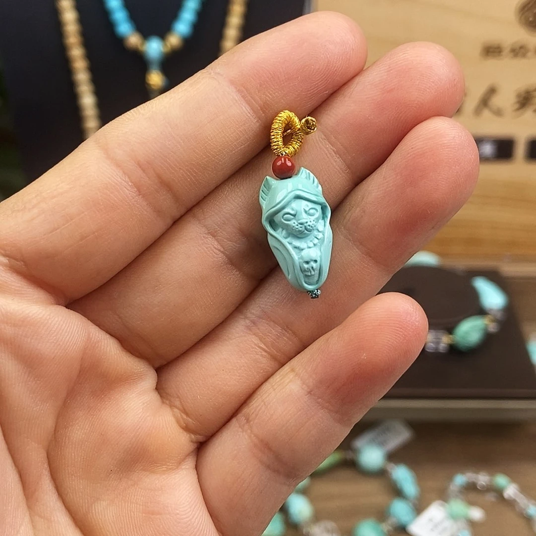 未镶嵌绿松石珠宝奇石