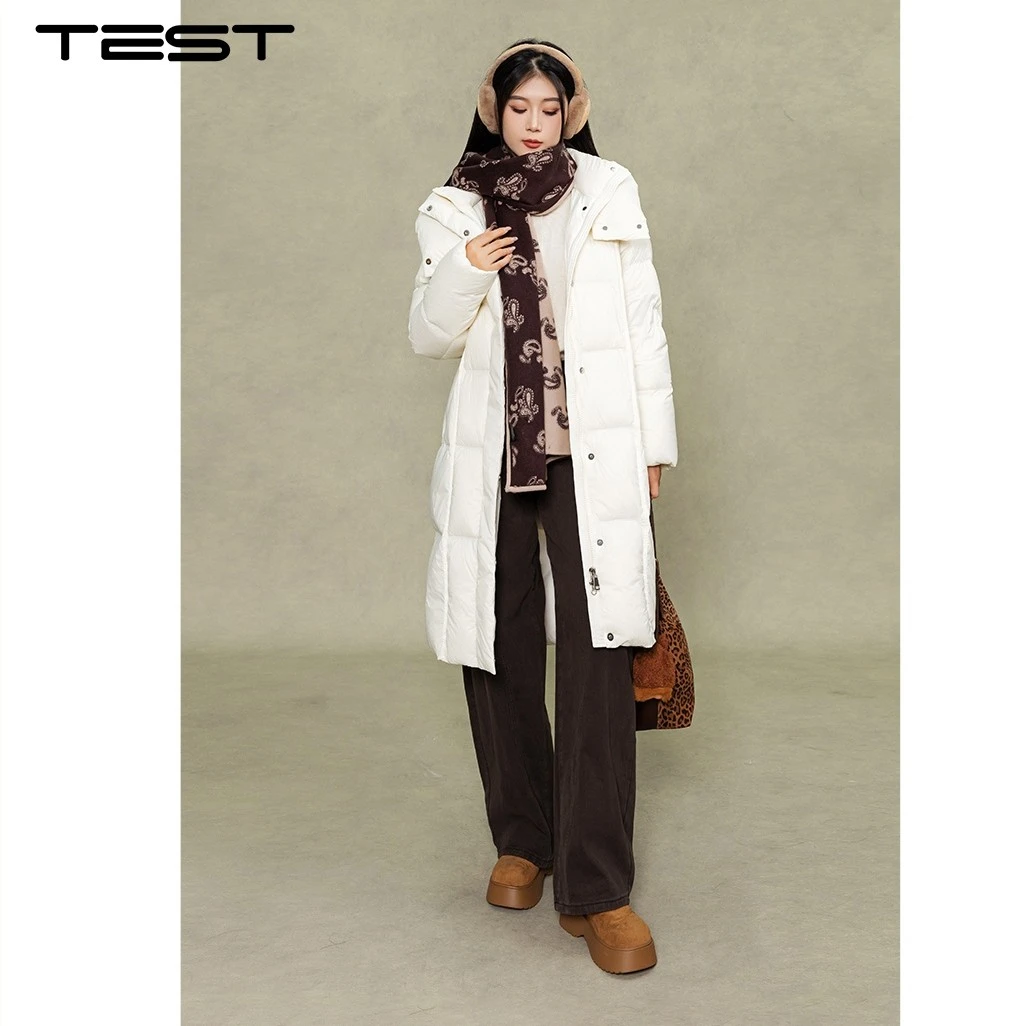 她之蝶25长款厚修身长款连帽防风羽绒服2254025