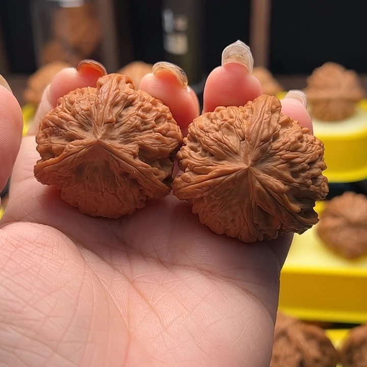 吊坠文玩核桃凤凰台三棱 全品