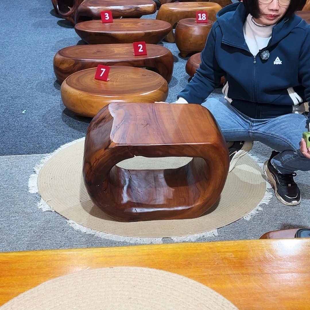 7 号香樟木尺寸：52-29-36cm